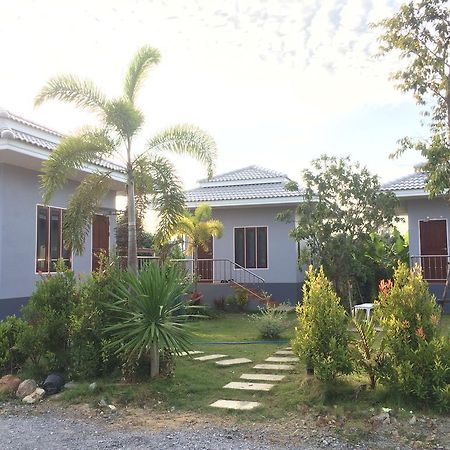 Villa Pran Kiang Lay à Ban Pru Yai Extérieur photo