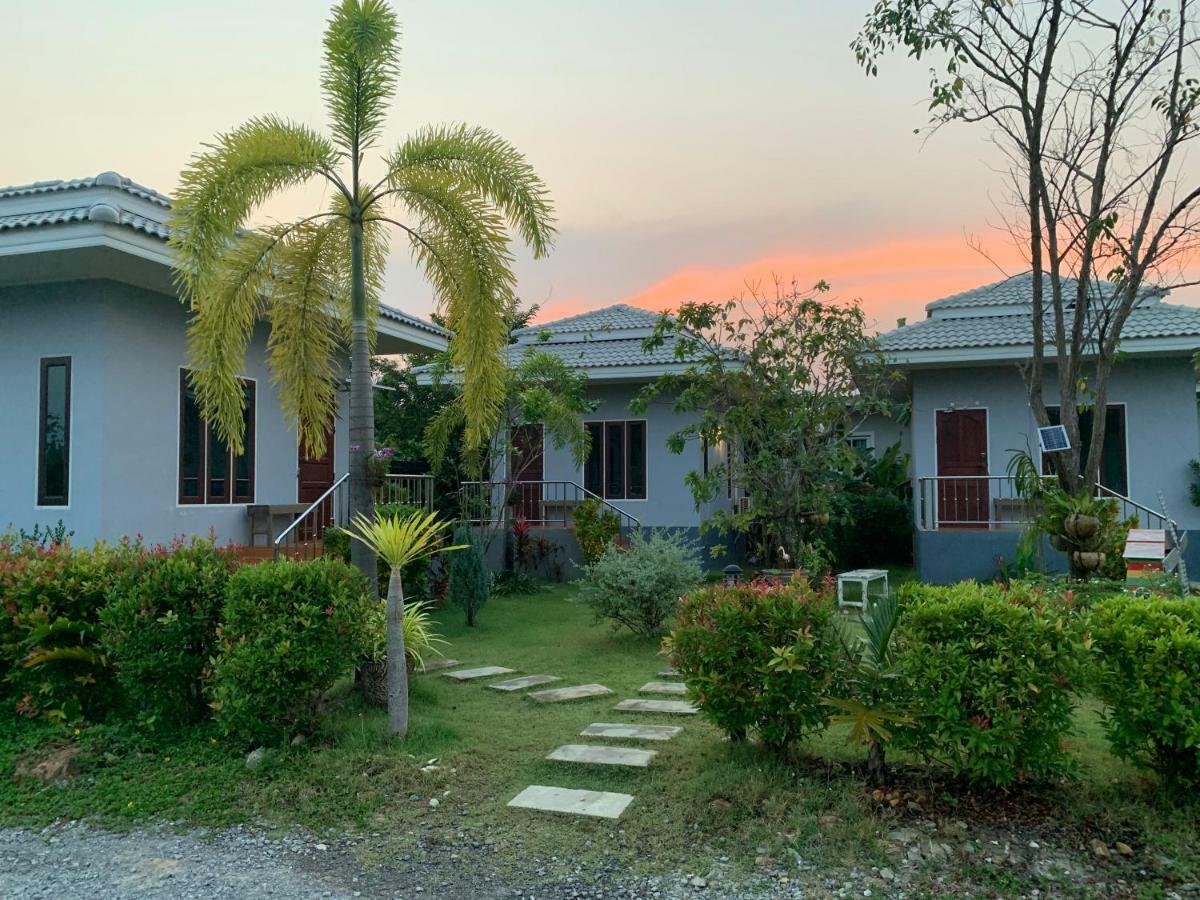 Villa Pran Kiang Lay à Ban Pru Yai Extérieur photo